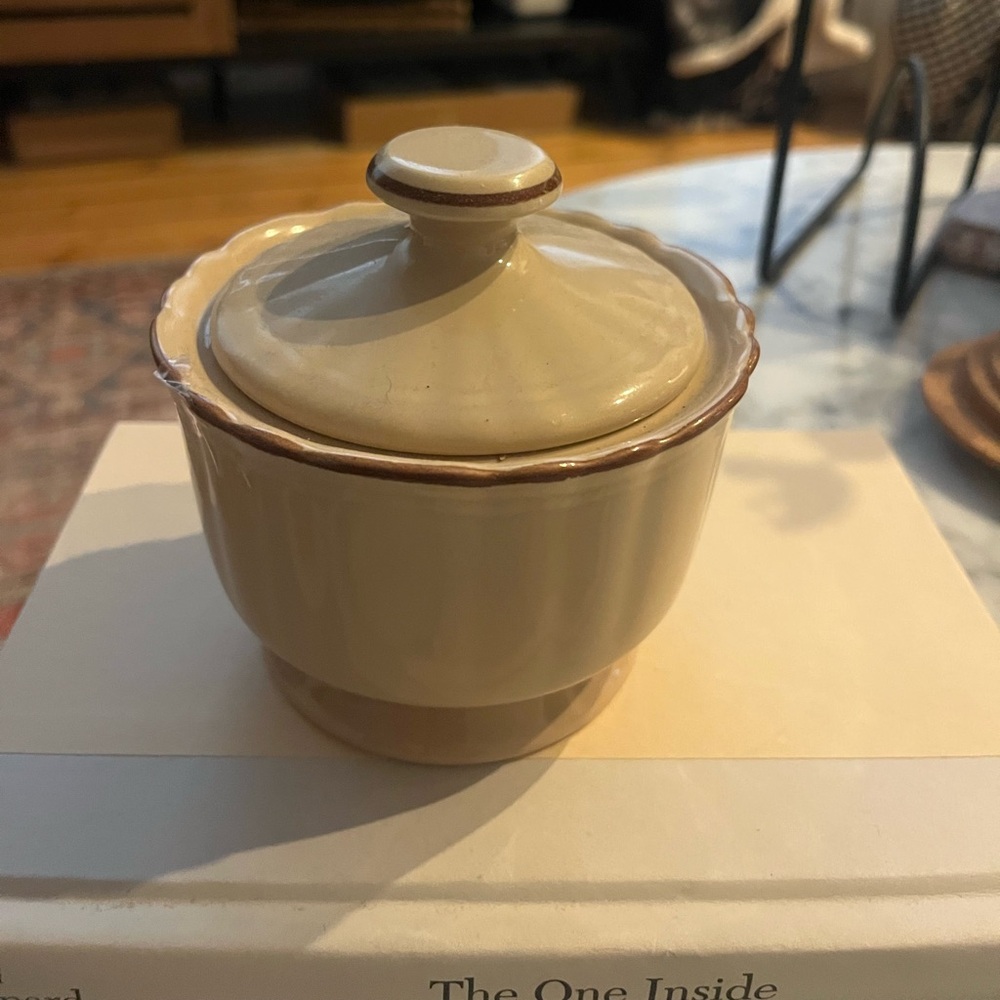 Cream Ceramic Lidded Bowl